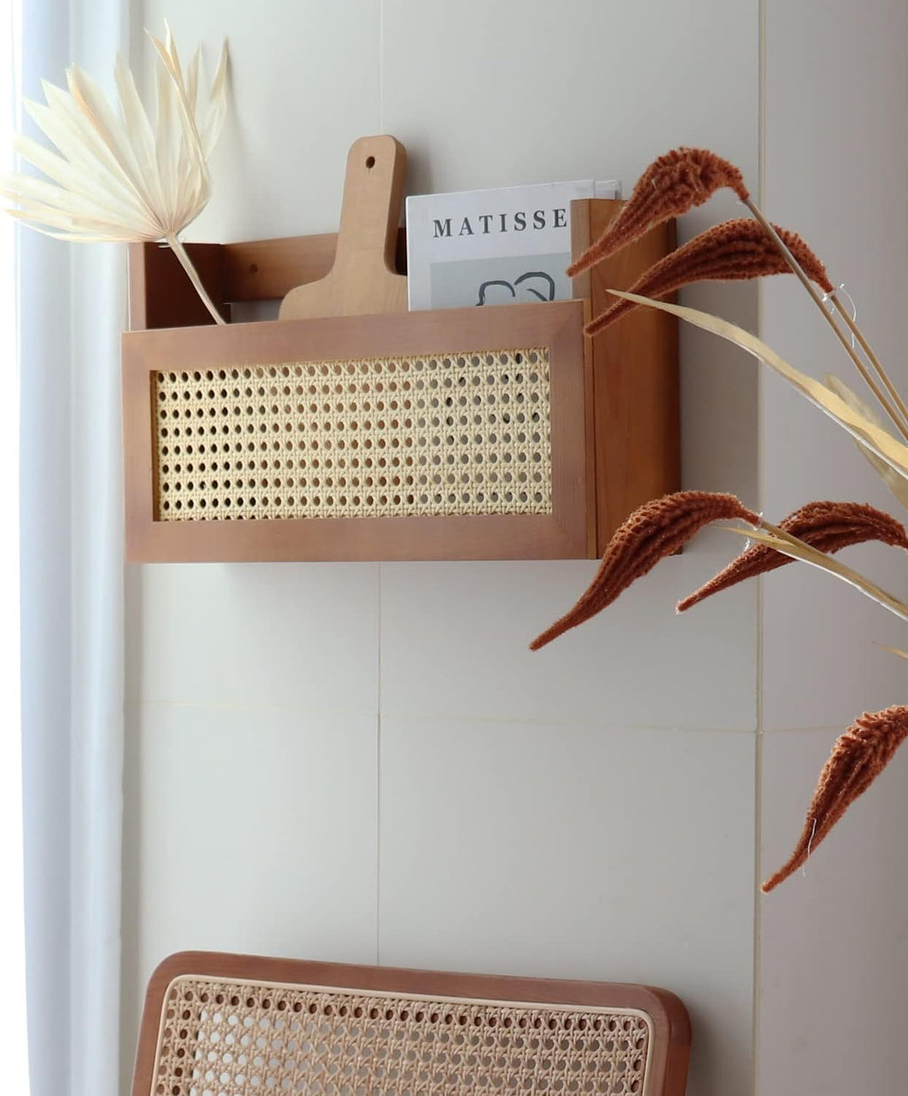 Wall Wood Magazine Rack with PE Rattan Grid, Size 17.3" x 4" x 9.4", Brown Q3319