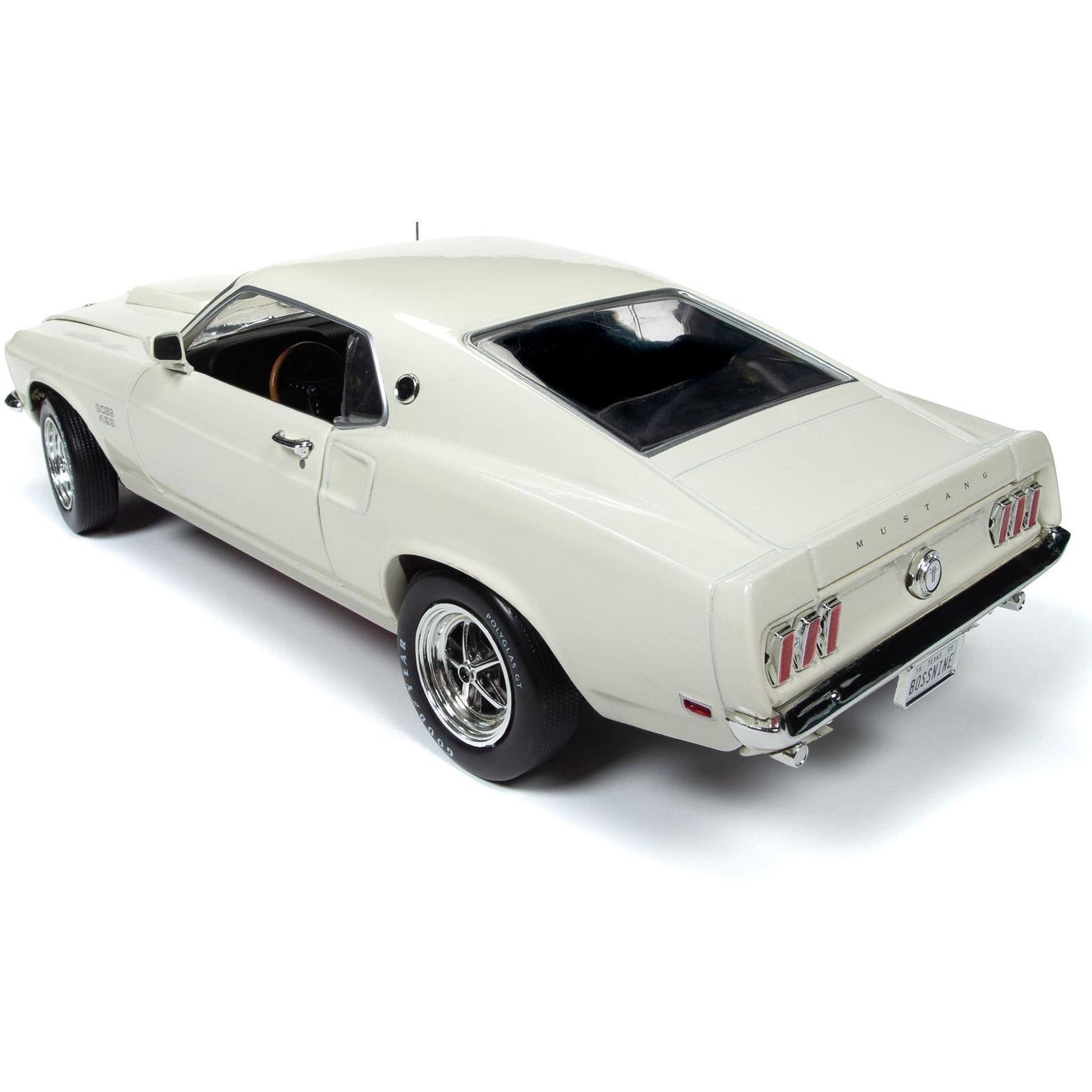 1969 Ford Mustang Fastback Boss 429 Wimbledon White 1/18 Diecast O53236