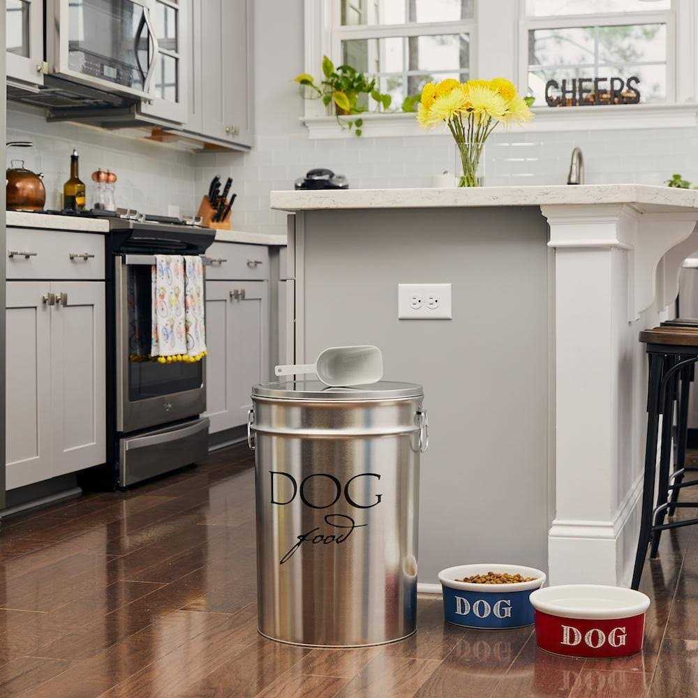 Classic Dog Food Storage Canister T862