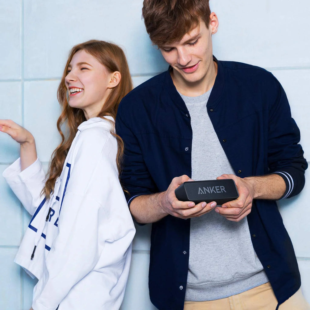 Black Portable Bluetooth Speaker Waterproof 24H Playtime Q108843