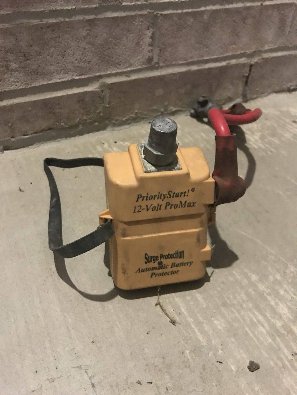 12-Volt Automatic Battery Protector W81359