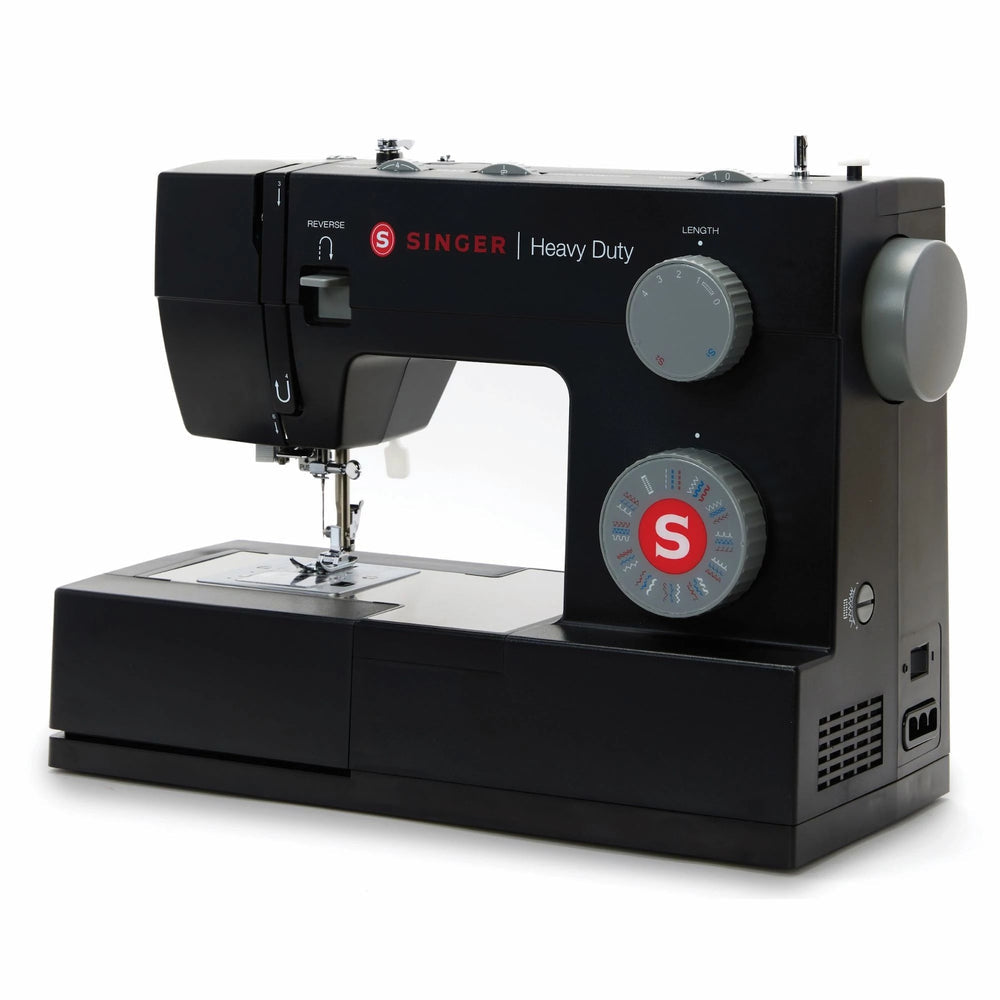Heavy Duty Black Sewing Machine X620