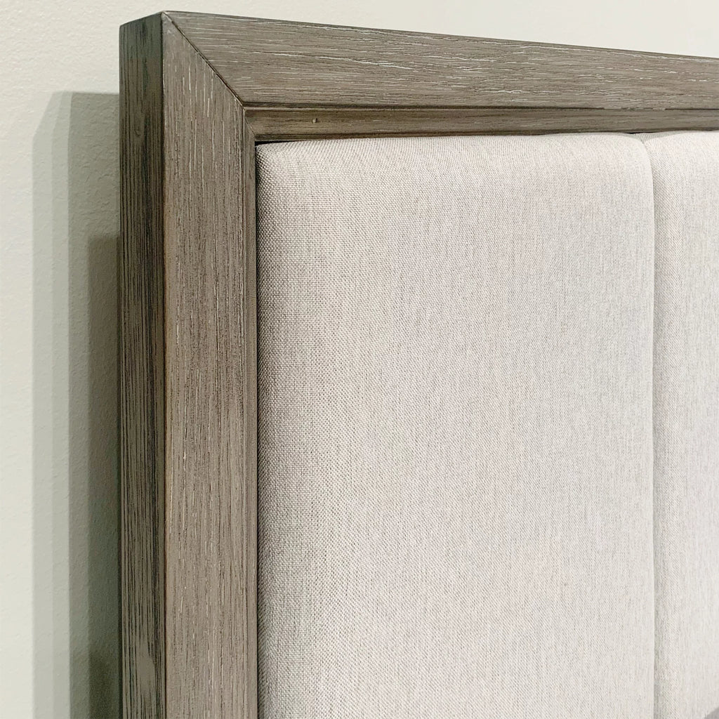 Gray Wood Queen Bedroom Set with Dresser, Mirror, Nightstand, and Chest K120